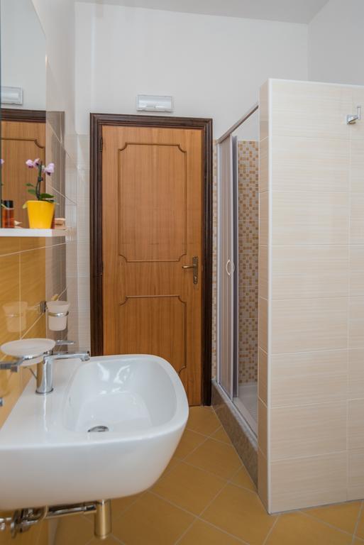 Bed & Breakfast Giulio Noto Exterior photo