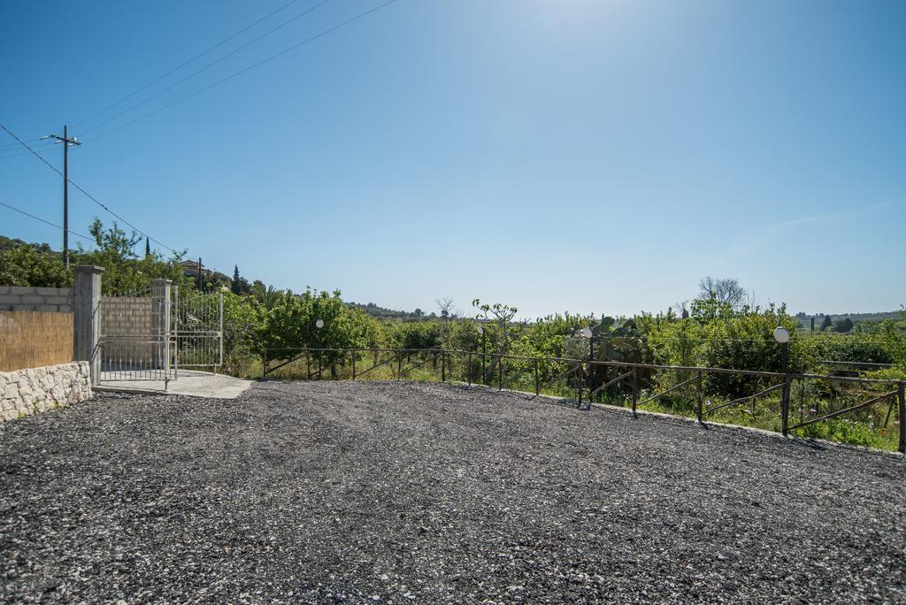 Bed & Breakfast Giulio Noto Exterior photo