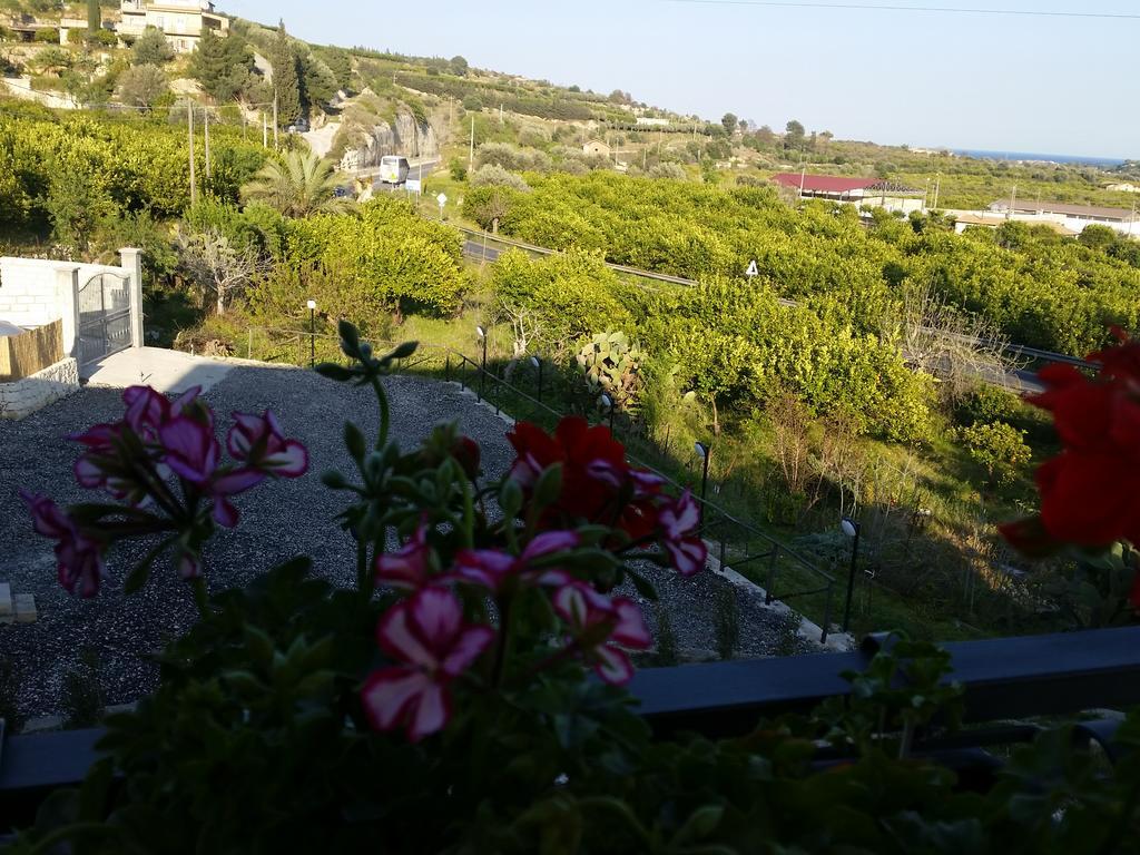 Bed & Breakfast Giulio Noto Exterior photo